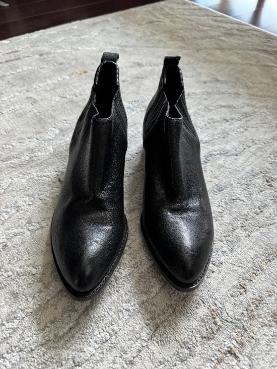 Shoes - Alexander Wang Leather Chelsea Boots — Size EU 40 / US 9